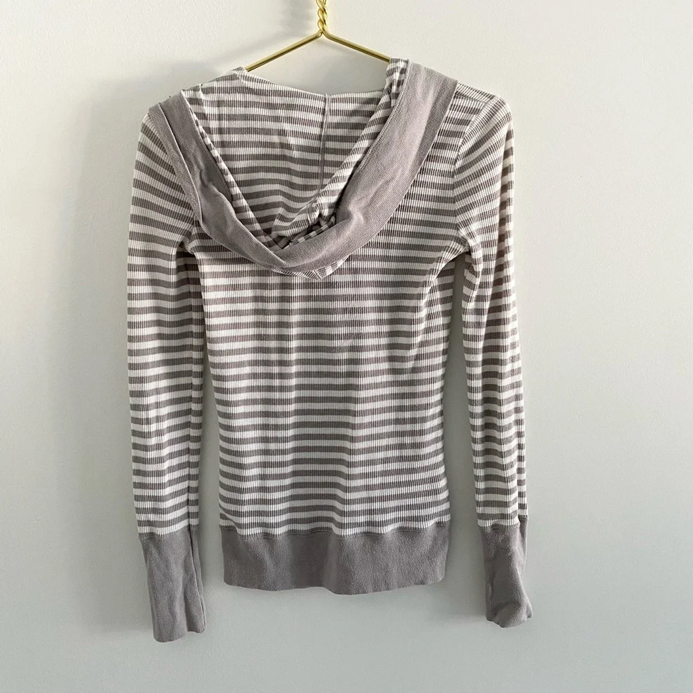 American Eagle Gray Stripe Hooded Long-Sleeve Waffle Top - Picture 2 of 3